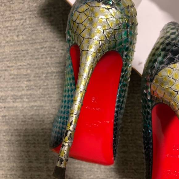 So Kate Snakeskin Heels - Picture 6 of 8